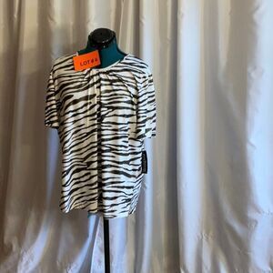 NWT BONWORTH top in size XL in zebra print with gold thread throughout